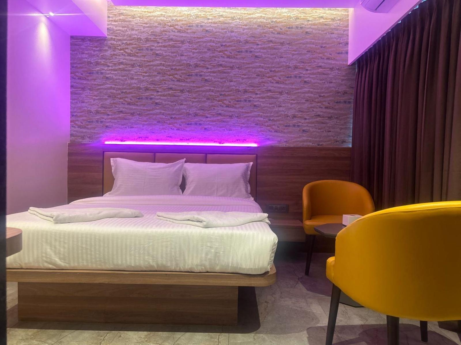 Hotel Aura Inn Airoli ,Digha Navi Mumbai Extérieur photo