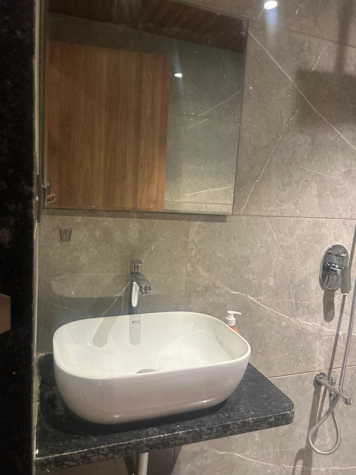 Hotel Aura Inn Airoli ,Digha Navi Mumbai Extérieur photo