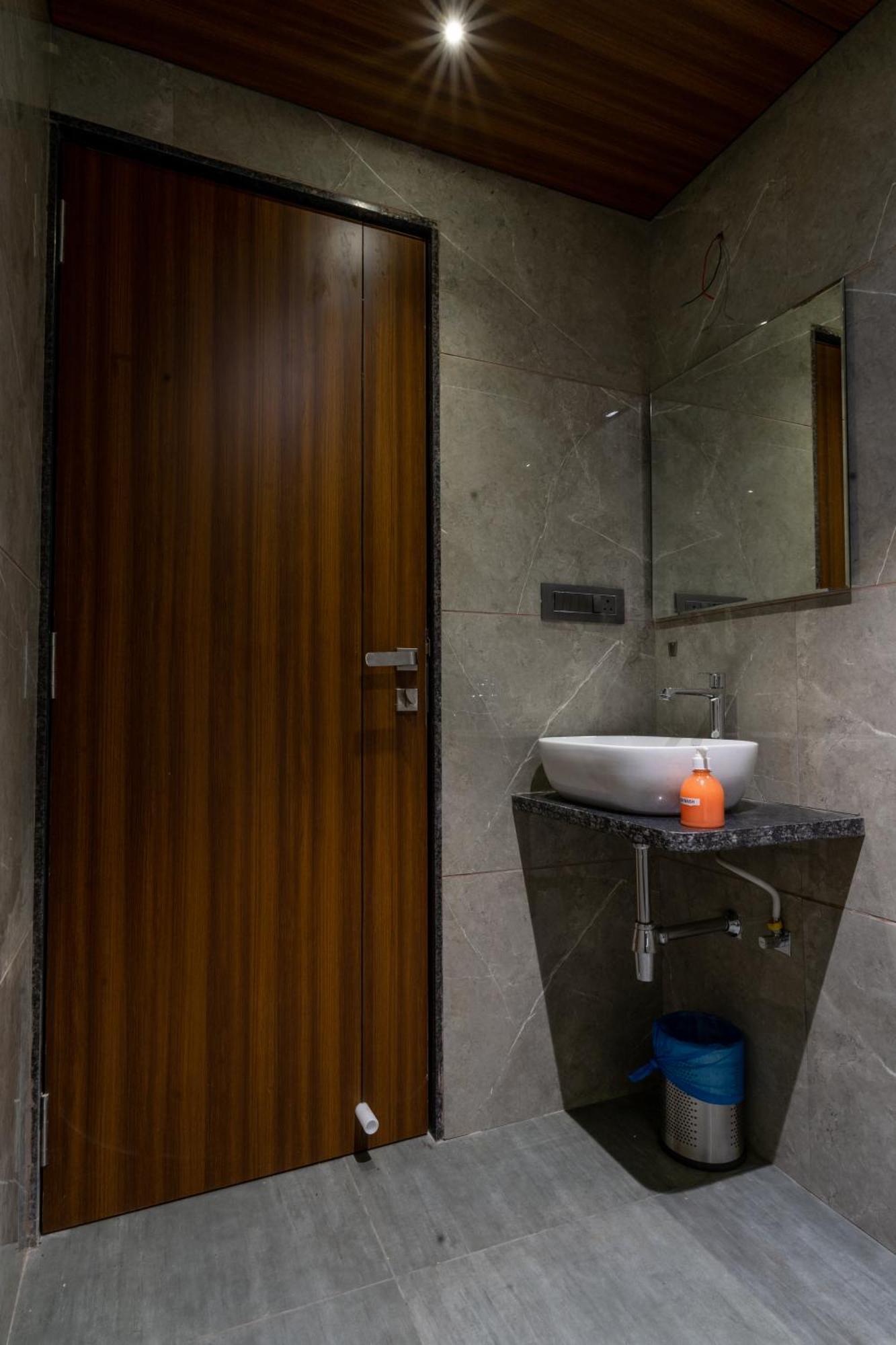 Hotel Aura Inn Airoli ,Digha Navi Mumbai Extérieur photo
