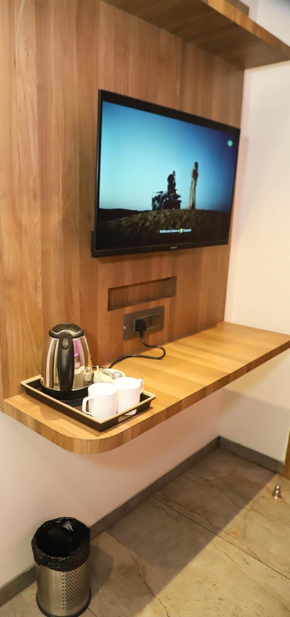 Hotel Aura Inn Airoli ,Digha Navi Mumbai Extérieur photo