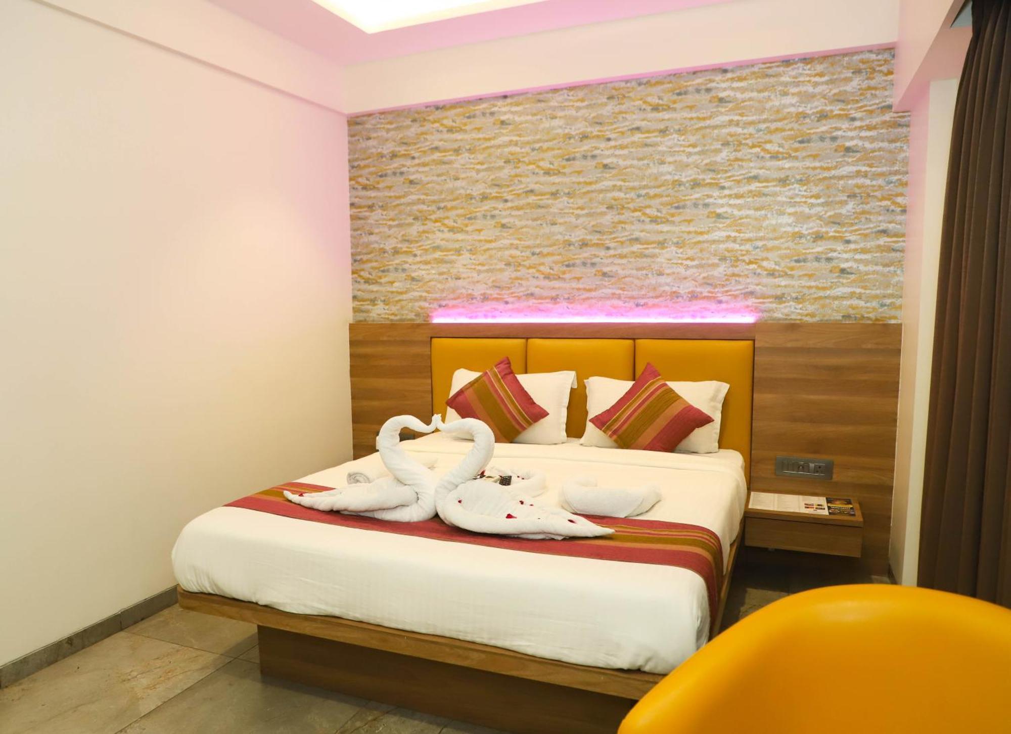 Hotel Aura Inn Airoli ,Digha Navi Mumbai Extérieur photo