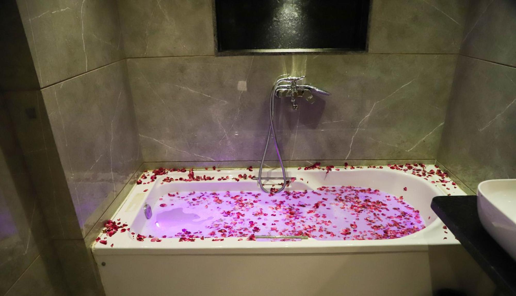 Hotel Aura Inn Airoli ,Digha Navi Mumbai Extérieur photo